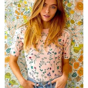 🌸 Adidas Originals - Pink Flower Bodysuit 🌸